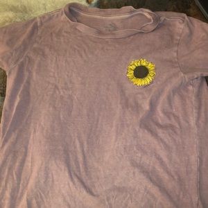 Basic Tee in good shape barely worn